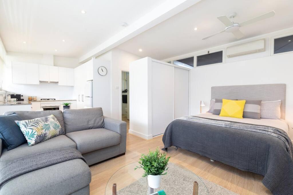 Modern Stylish Self-Contained Studio Apartment Burnside Buitenkant foto